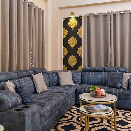 Eko Stay Gold - Gatsby Villa Лонавала Екстериор снимка