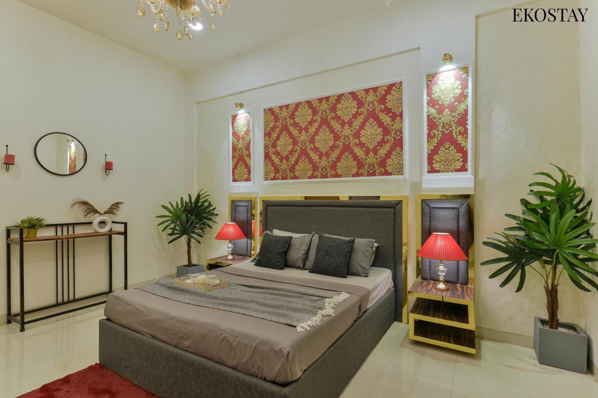 Eko Stay Gold - Gatsby Villa Лонавала Екстериор снимка