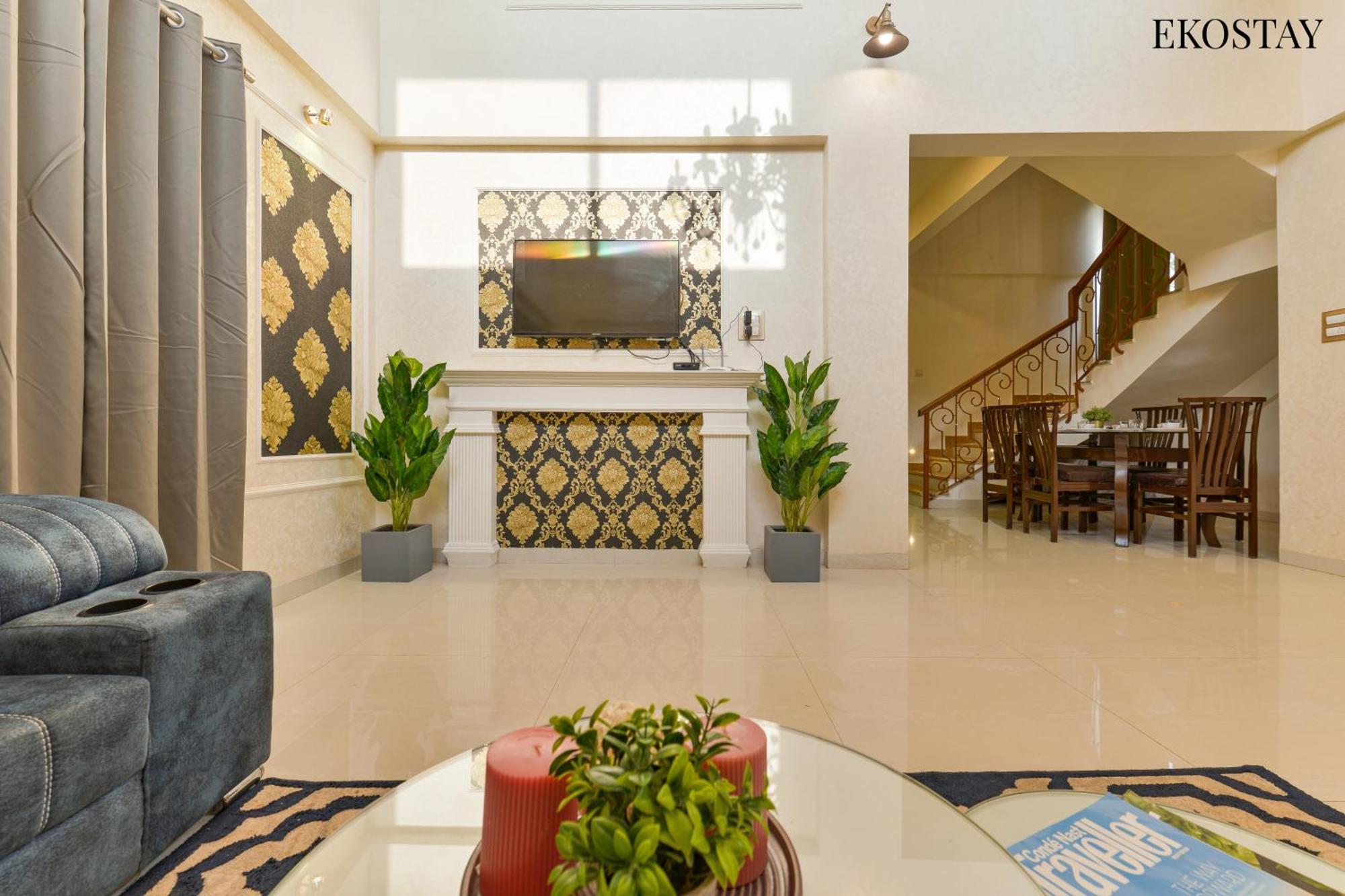 Eko Stay Gold - Gatsby Villa Лонавала Екстериор снимка